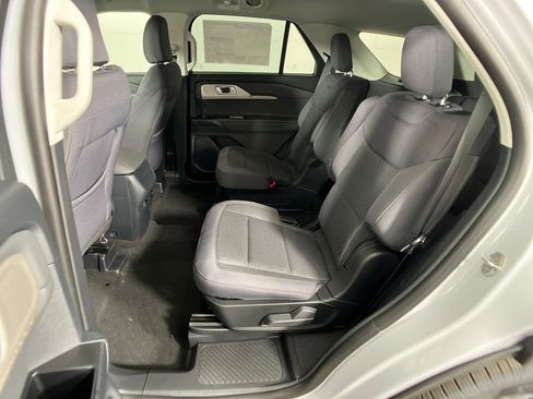 New 2026 Ford Explorer Active image 31