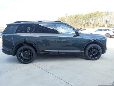 New 2027 Kia Telluride SX Prestige X-Line image 2