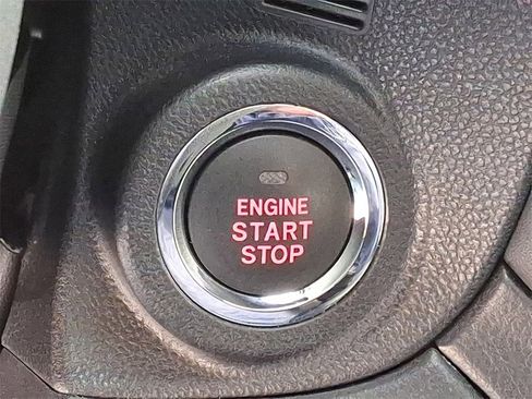 Certified 2022 Subaru Outback Limited image 24