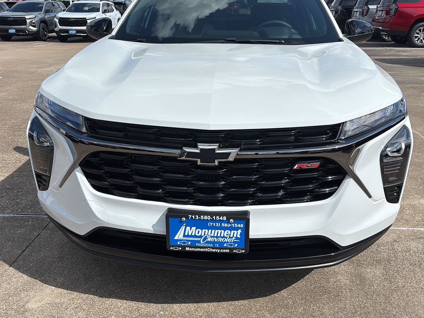 New 2026 Chevrolet Trax RS w/ Sunroof Package FWD image 3