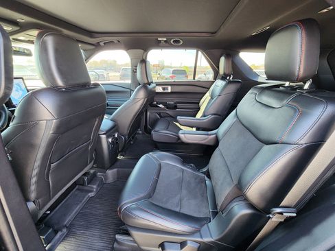 Used 2022 Ford Explorer ST w/ Equipment Group 401A image 16