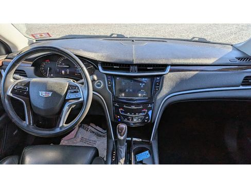Used 2017 Cadillac XTS Luxury image 32