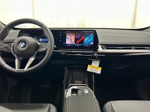 Used 2025 BMW X1 xDrive28i w/ Convenience Package image 8