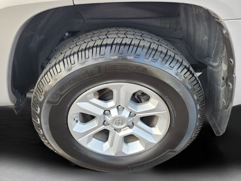 Certified 2019 Toyota 4Runner SR5 image 34