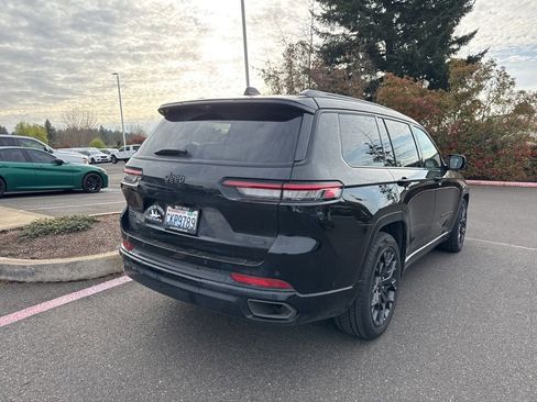 Used 2024 Jeep Grand Cherokee L Summit w/ Advanced Protech Group IV image 7