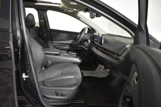 Certified 2024 Nissan Ariya AWD image 41
