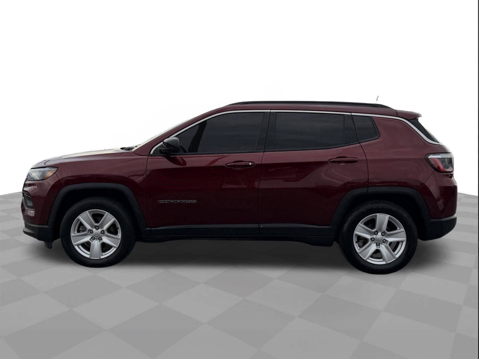 Used 2022 Jeep Compass Latitude w/ Convenience Group FWD image 2
