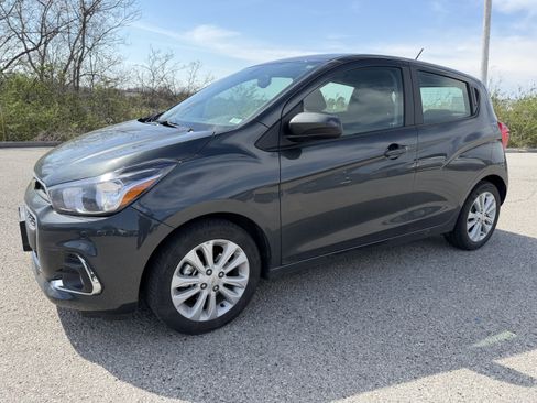 Used 2018 Chevrolet Spark LT image 3
