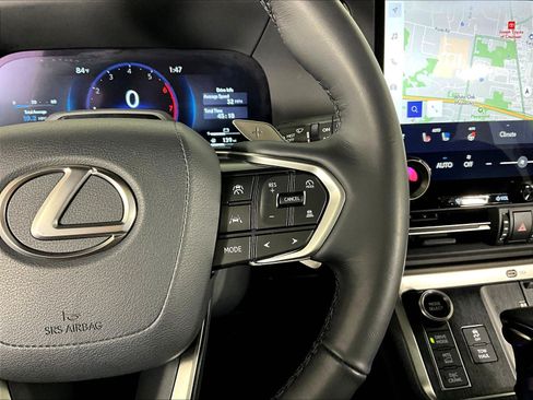 Used 2024 Lexus GX 550 AWD/4WD image 12