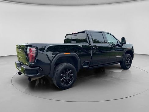 Used 2024 GMC Sierra 3500 AT4 w/ AT4 Premium Plus Package AWD/4WD image 5