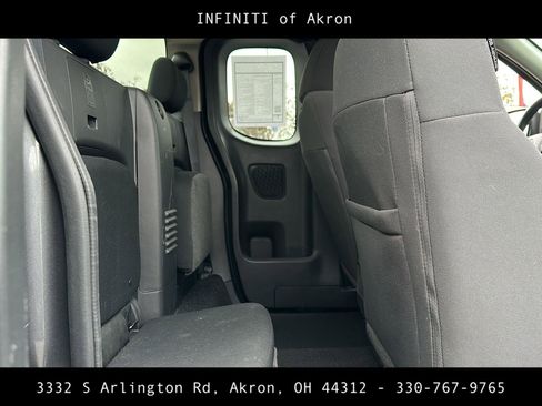 Used 2024 Nissan Frontier S w/ Technology Package image 27