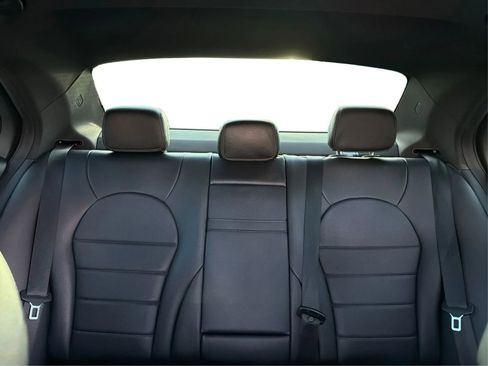 Used 2018 Mercedes-Benz C 300 Sedan image 15