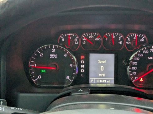 Used 2018 Chevrolet Silverado 1500 W/T w/ Trailering Package image 5