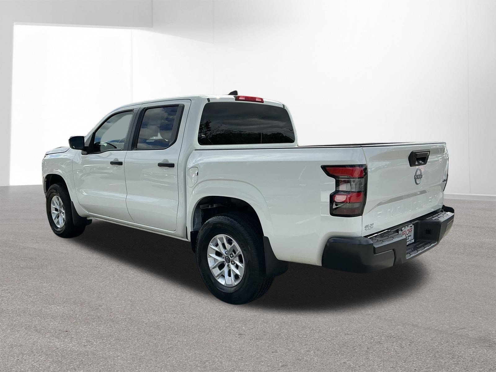 Used 2024 Nissan Frontier S AWD/4WD image 5