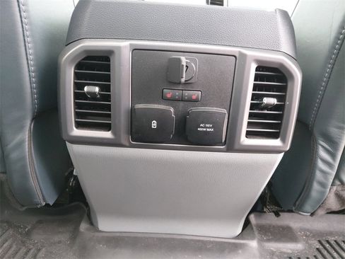 Used 2022 Ford F350 Limited image 20