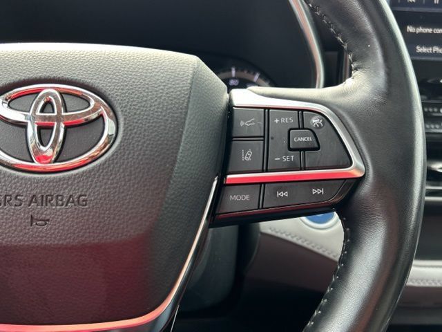 Used 2021 Toyota Highlander Limited AWD/4WD image 46
