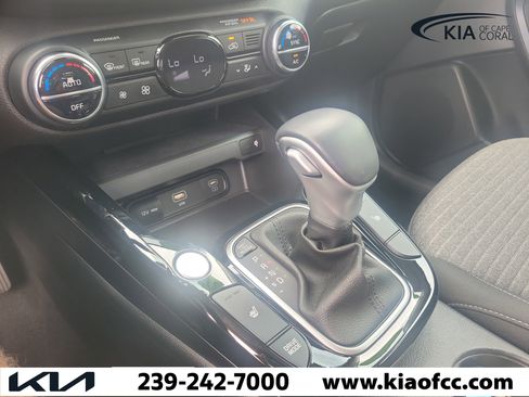 Used 2025 Kia Soul EX FWD image 30