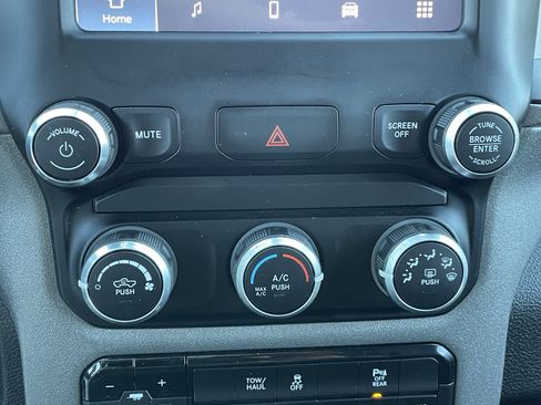 Used 2022 RAM 2500 Tradesman image 23