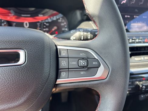 Used 2022 Jeep Compass Trailhawk image 31