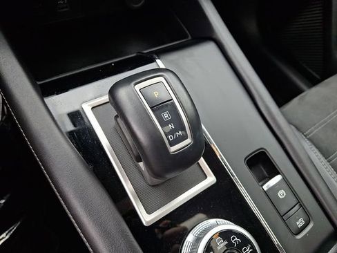 Used 2023 Mitsubishi Outlander SE FWD image 18
