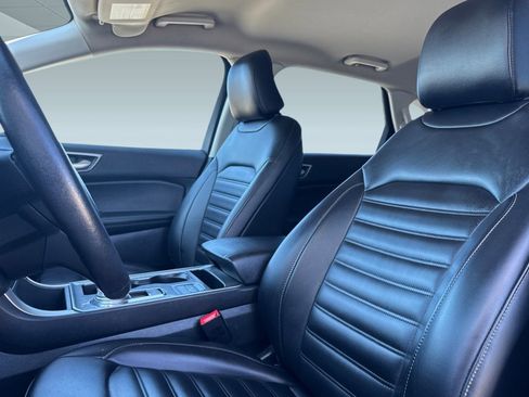 Used 2023 Ford Edge SEL image 24