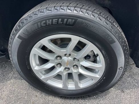 Used 2024 Chevrolet Tahoe LT AWD/4WD image 14