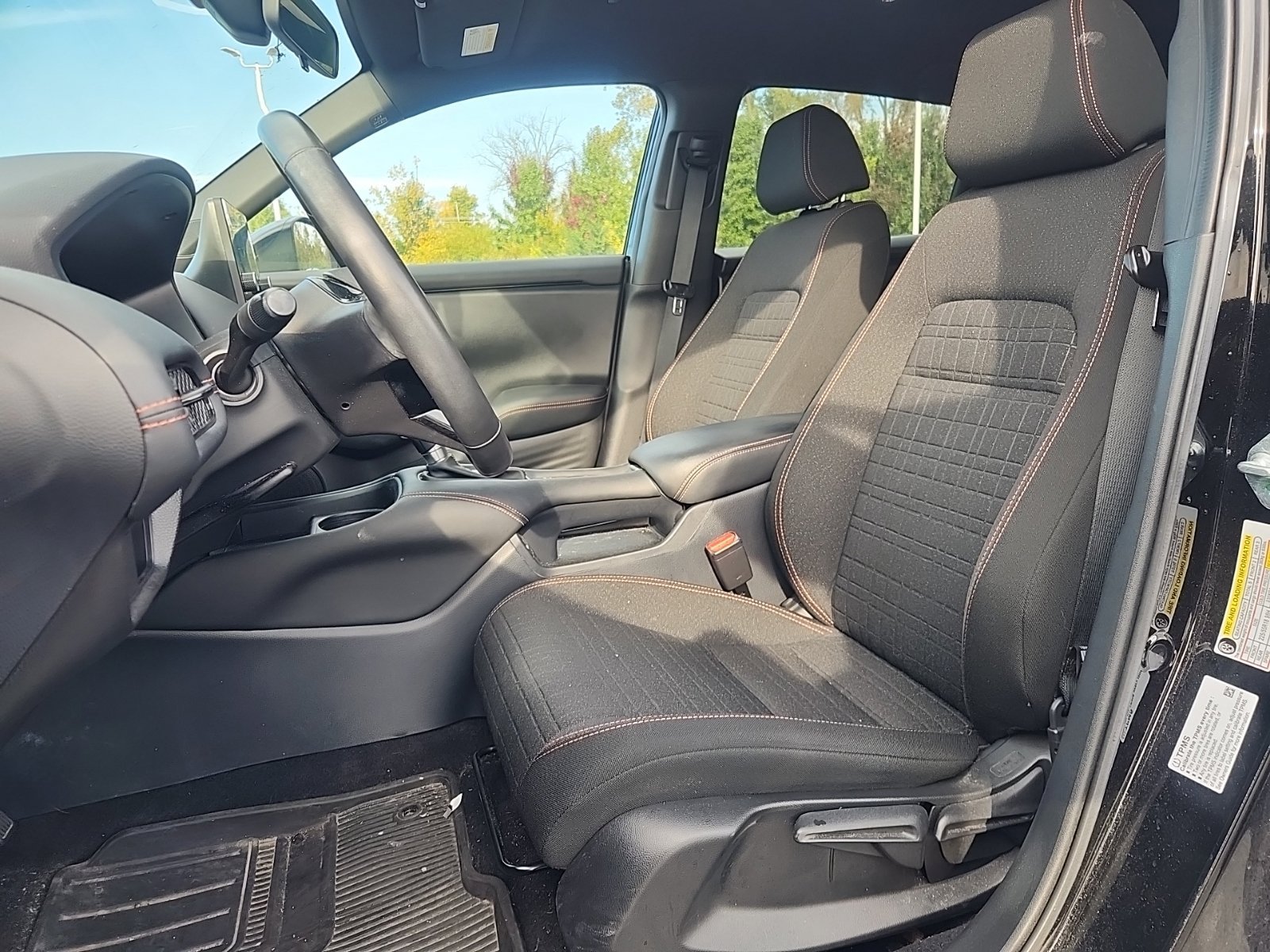 Used 2025 Honda HR-V Sport image 16