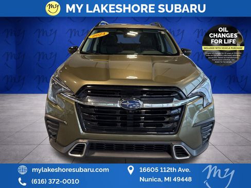 Used 2024 Subaru Ascent Touring AWD/4WD image 2