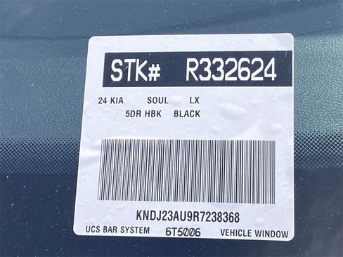 Used 2024 Kia Soul LX w/ Option Group 015 image 35