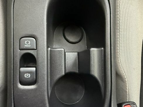 Used 2025 Toyota Corolla LE image 20