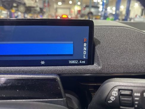 Used 2022 Ford Mustang Mach-E Premium image 27