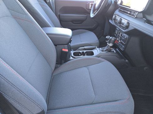 New 2026 Jeep Wrangler Unlimited Rubicon image 12