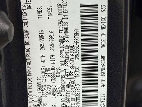 Used 2021 Toyota Tacoma TRD Off-Road image 30