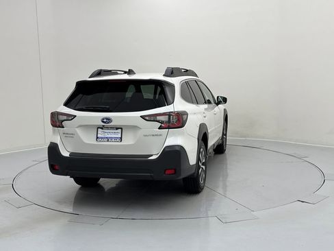 Certified 2024 Subaru Outback Premium image 5