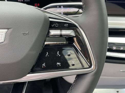 New 2026 Cadillac Lyriq Luxury RWD image 24