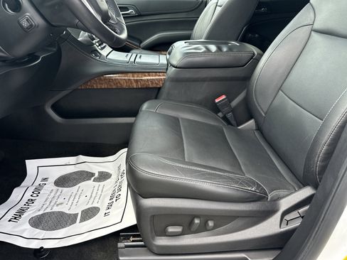 Used 2015 Chevrolet Tahoe LTZ RWD image 9