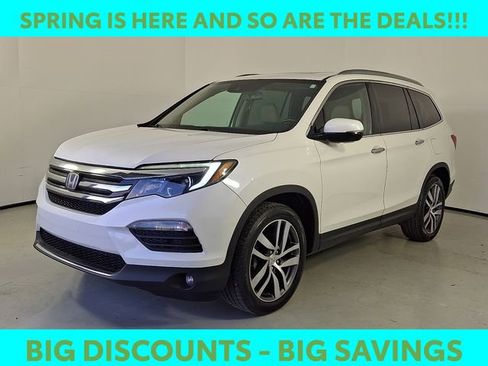 Used 2017 Honda Pilot Touring image 4