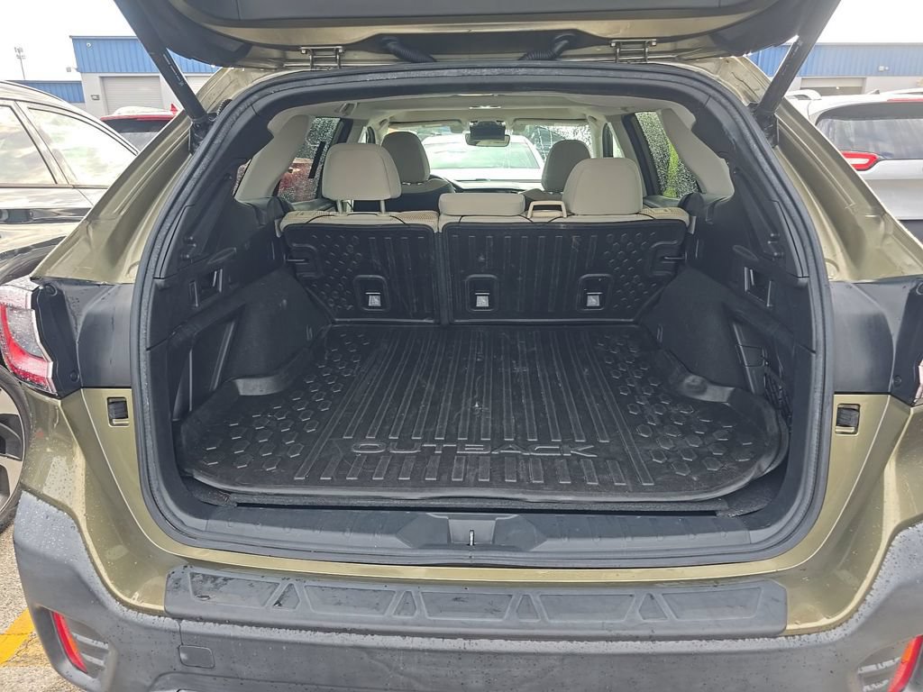 Used 2022 Subaru Outback Premium AWD/4WD image 7