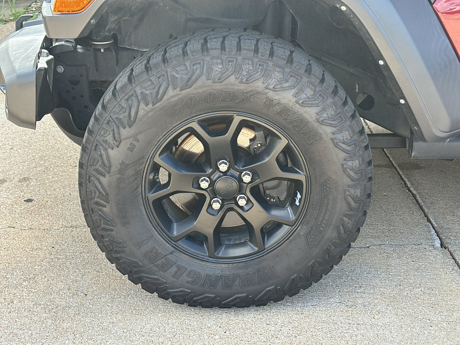 Used 2021 Jeep Wrangler Sport AWD/4WD image 7