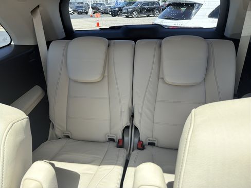 Certified 2023 Mercedes-Benz GLS 450 4MATIC image 34