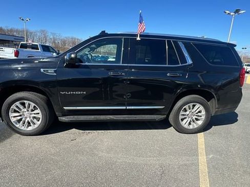 Certified 2024 GMC Yukon SLT AWD/4WD image 4