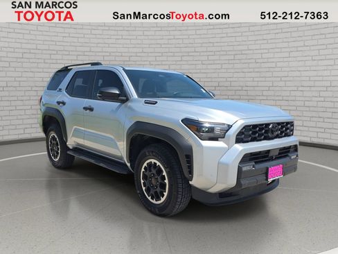 Used 2026 Toyota 4Runner TRD Off-Road Premium AWD/4WD image 3