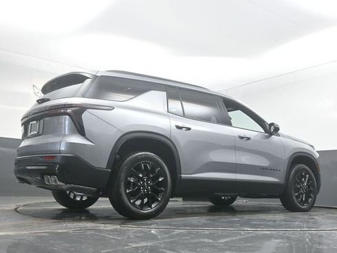 New 2026 Chevrolet Traverse LT w/ Midnight/Sport Edition image 12