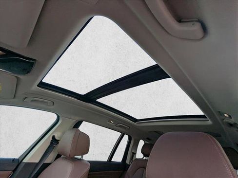 Used 2020 BMW X7 xDrive40i w/ Executive Package image 16