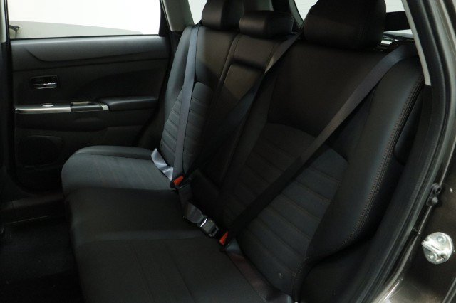 New 2027 Mitsubishi Outlander Sport SE FWD image 24