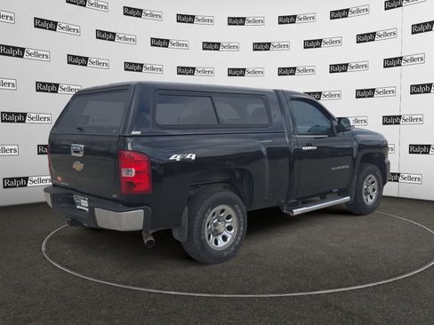Used 2010 Chevrolet Silverado 1500 W/T w/ LS Package image 6