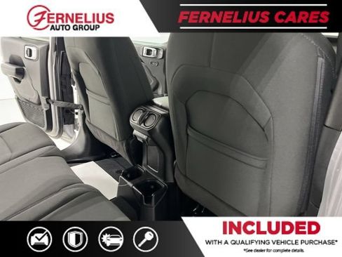 Used 2018 Jeep Wrangler Unlimited Sport S AWD/4WD image 26