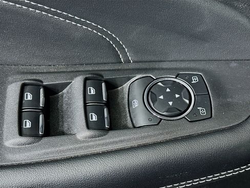 Used 2024 Ford Edge Titanium image 15