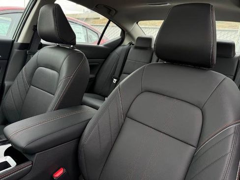 New 2025 Nissan Altima 2.5 SR w/ SR Premium Package image 15