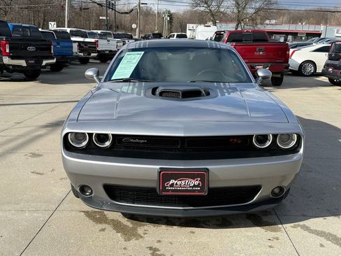 Used 2016 Dodge Challenger R/T image 18